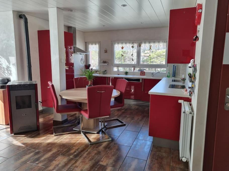 Appartement Chaleureux Et Confortable Avec Sauna.. Le Chenit エクステリア 写真