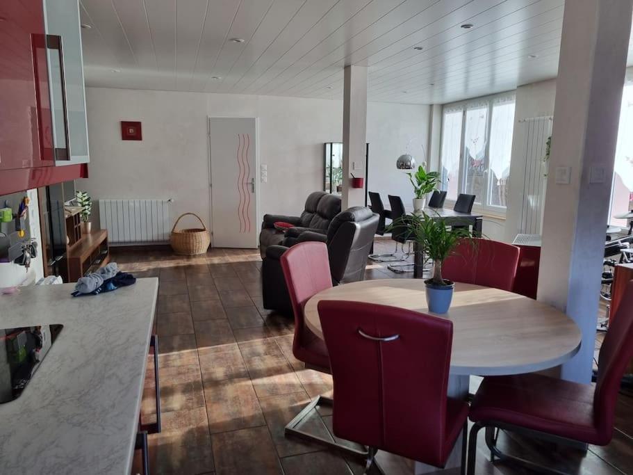 Appartement Chaleureux Et Confortable Avec Sauna.. Le Chenit エクステリア 写真
